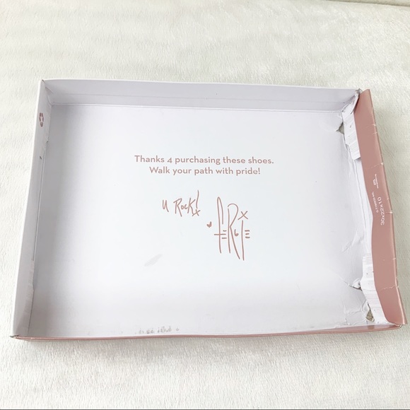 Fergalicious Kelsey Snake Ankle Boots Reptile Fall - Picture 11 of 13